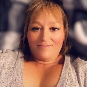 Meet your Posher, Carolyn